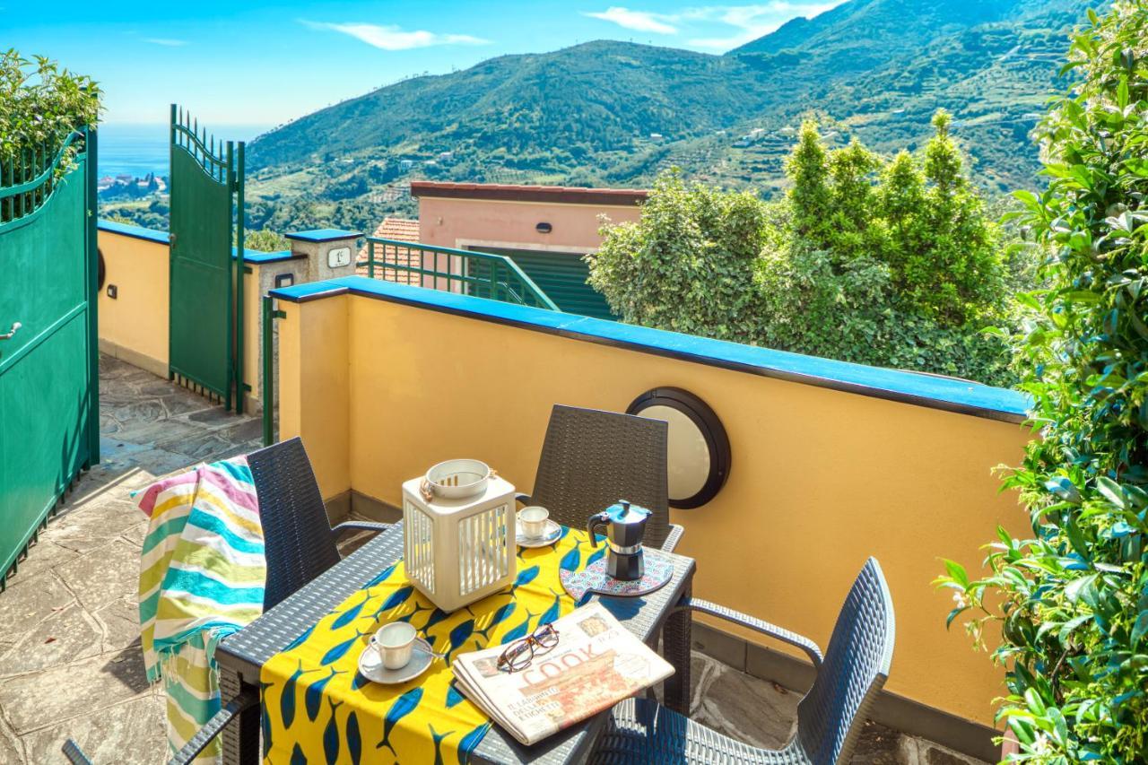 Villa Dell'Erta - Levanto Montale  ภายนอก รูปภาพ